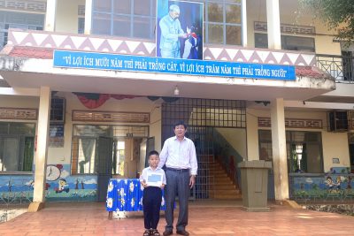 TRAO MÁY TÍNH CHO HỌC SINH NGHÈO NĂM HỌC 2022-2023